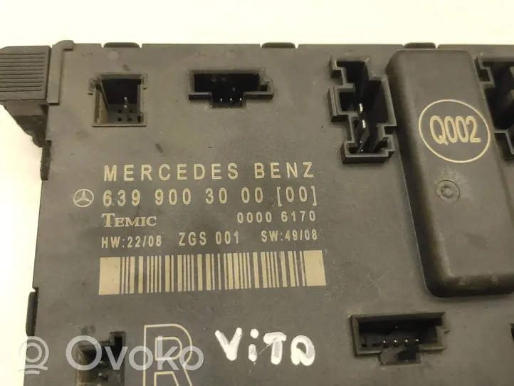 Mercedes-Benz Vito Viano W639 Unidad de control/módulo de la puerta 6399003000