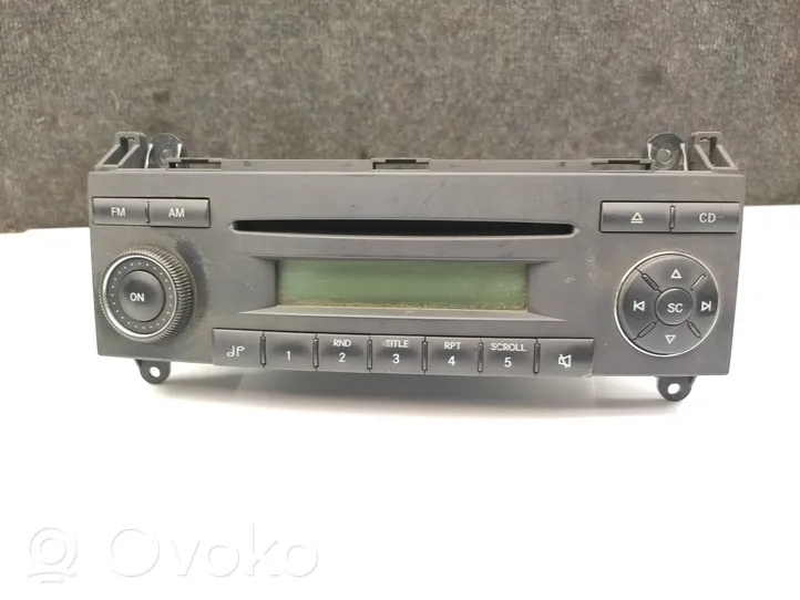 Mercedes-Benz Sprinter W906 Unità principale autoradio/CD/DVD/GPS A9068201485