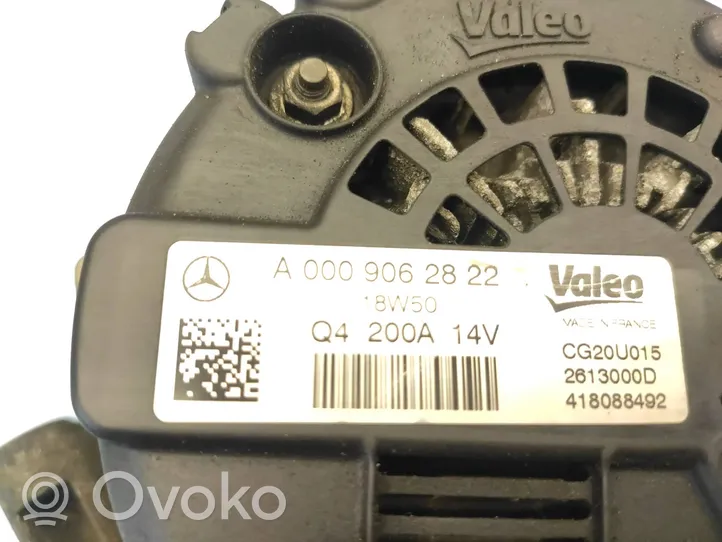 Mercedes-Benz Sprinter W906 Generatore/alternatore A0009062822