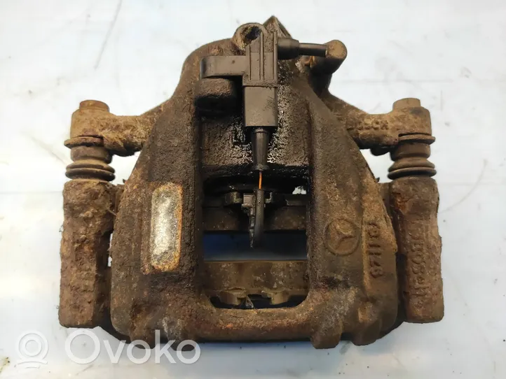 Mercedes-Benz Sprinter W906 Caliper del freno trasero Y04126