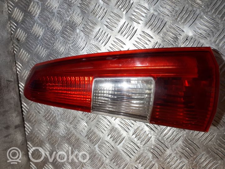 Volvo V70 Lampa tylna 9154494