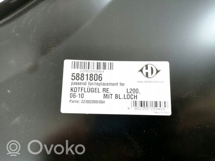 Mitsubishi L200 Fender 5881806