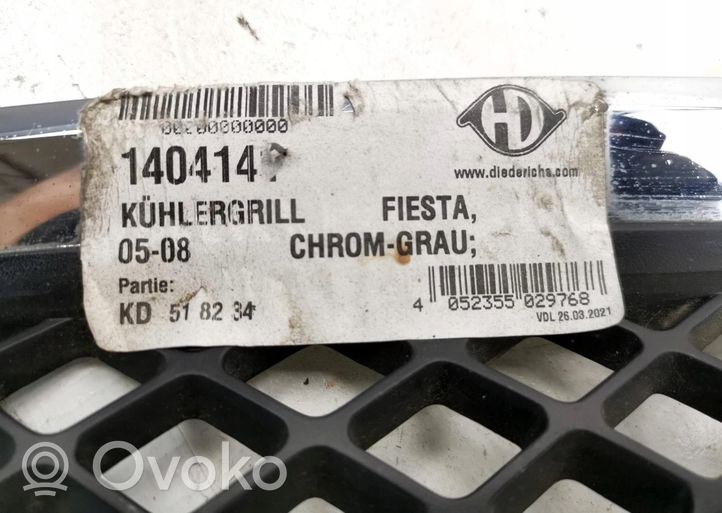 Ford Fiesta Etupuskurin ylempi jäähdytinsäleikkö 1404141