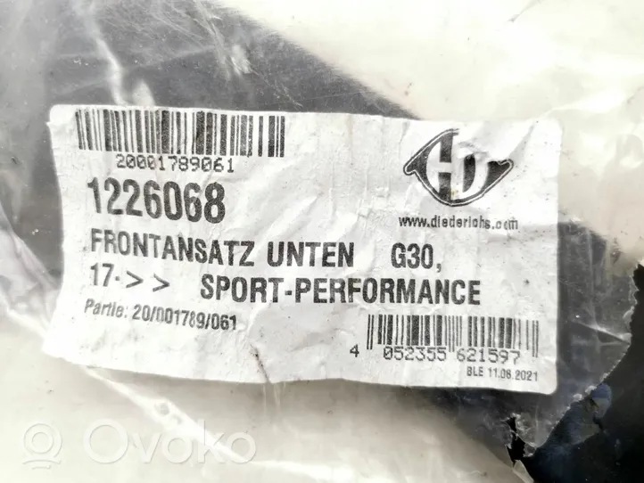 BMW 5 G30 G31 Modanatura separatore del paraurti anteriore 1226068