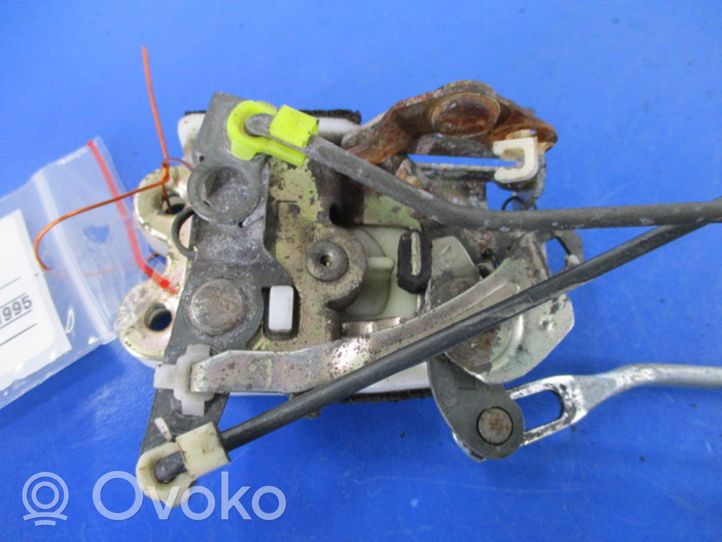 Hyundai Elantra Front door lock 