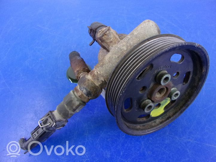 Seat Toledo II (1M) Pompe de direction assistée 1J04221540