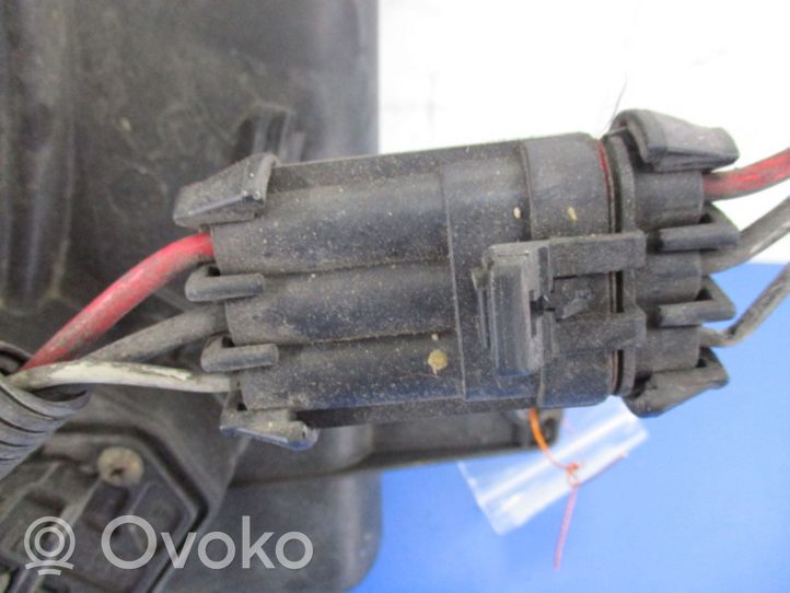 Fiat Lybra Elektryczny wentylator chłodnicy 8240159