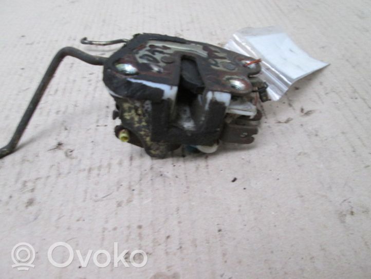 Hyundai Elantra Front door lock 