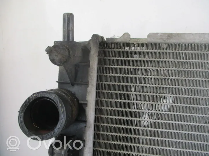 Opel Meriva A Radiateur de refroidissement 