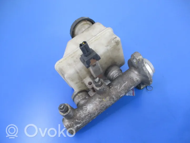 Hyundai Elantra Master brake cylinder 