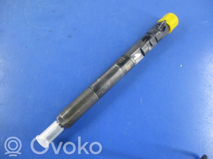 338004X500 KIA Carnival Fuel injector, 91.70 € RRR