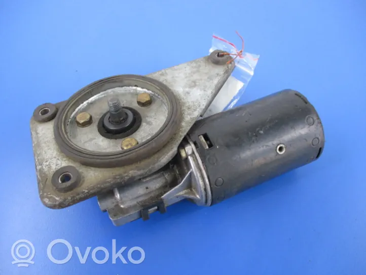 Volvo 340 -  360 Tringlerie et moteur d'essuie-glace avant 964652