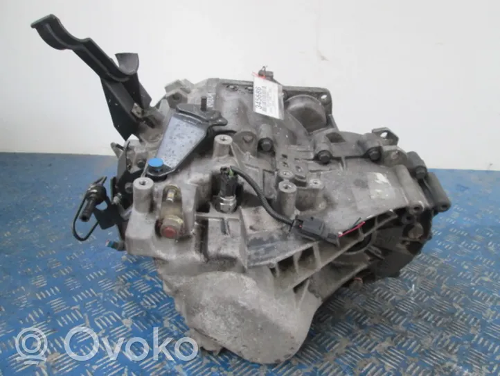 Volvo S40, V40 Manual 6 speed gearbox 