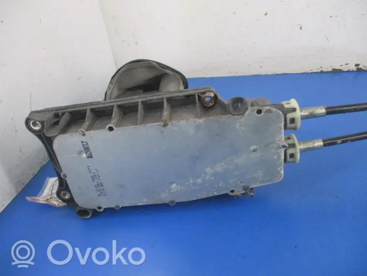 Renault Clio I Gear shift rod 8200755871