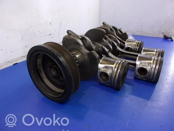 Volkswagen PASSAT B6 Crankshaft 