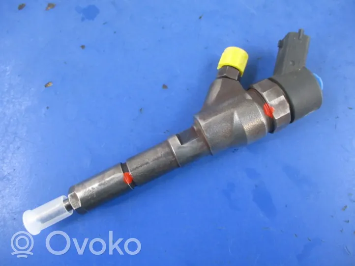 Mercedes-Benz 306 Injecteur de carburant 9635196580