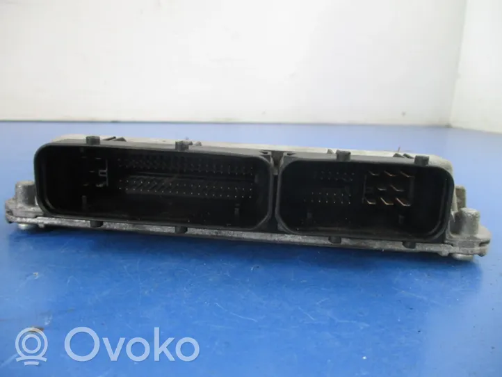 Volkswagen Fox Unité de commande, module ECU de moteur 03D906033H