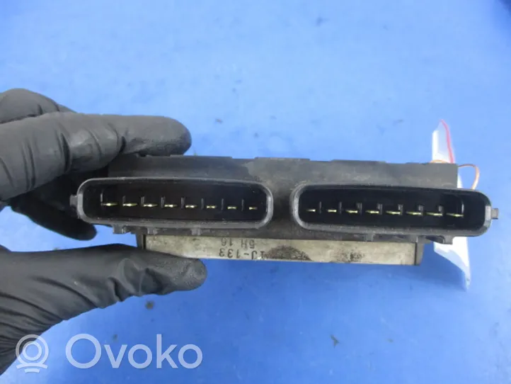 Toyota Corolla Verso E121 Unité de commande, module ECU de moteur 89871-71010