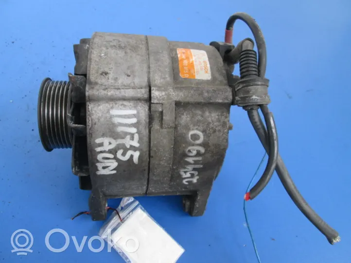 Audi 100 S4 C4 Generatore/alternatore 046903015D