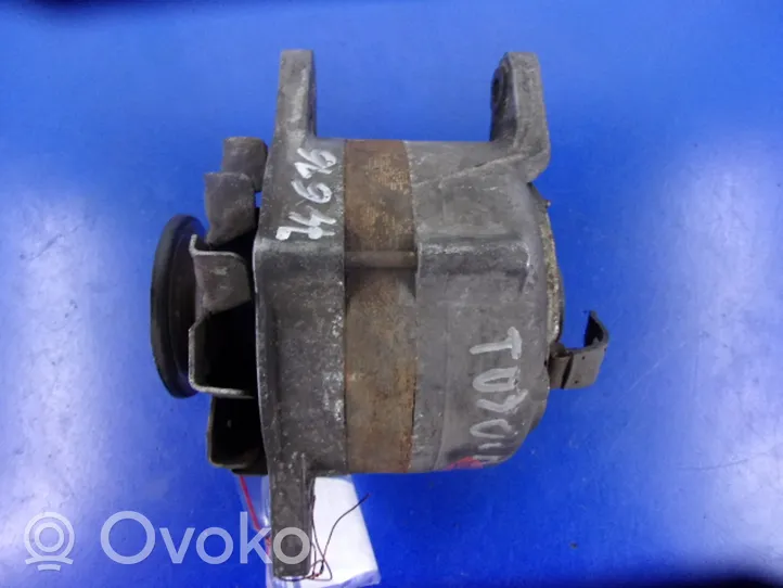 Toyota Corolla E70 Generatore/alternatore 