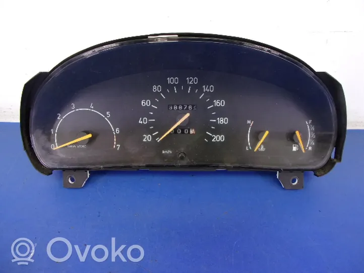 Saab 900 Speedometer (instrument cluster) 4617569