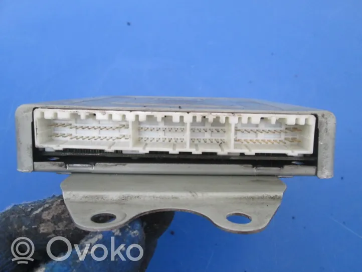 Mitsubishi Carisma Komputer / Sterownik ECU silnika MD355869