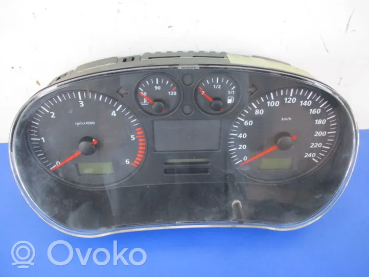 Seat Leon (1M) Speedometer (instrument cluster) W01M0920821B