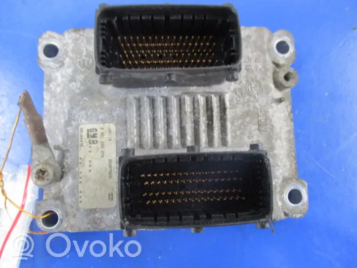 Opel Corsa C Komputer / Sterownik ECU silnika 26SA7623