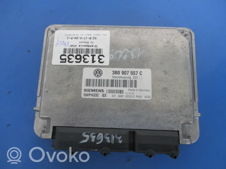 Volkswagen PASSAT B5 Centralina/modulo motore ECU 3BO907557C