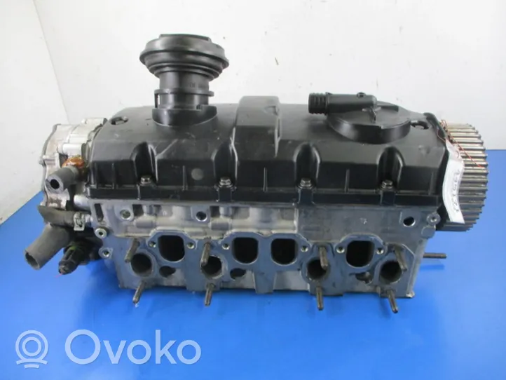 Volkswagen Bora Engine head 038103373R