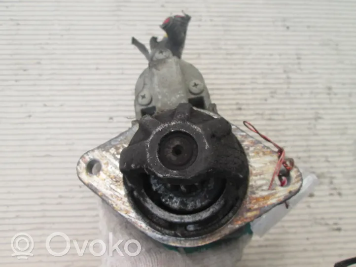 Volkswagen Golf III Starter motor 