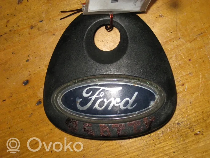 Ford Fiesta Uchwyt / Rączka zewnętrzna otwierania klapy tylnej / bagażnika 
