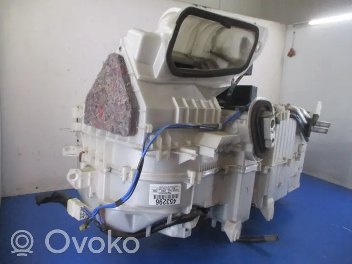 Toyota Yaris Verso Sisälämmityksen ilmastoinnin korin kokoonpano 87030-52251