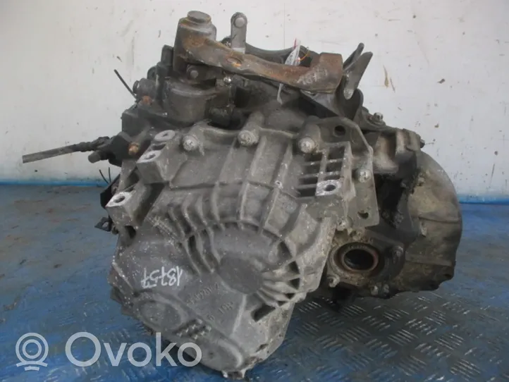 Opel Astra J Manual 6 speed gearbox 55561599