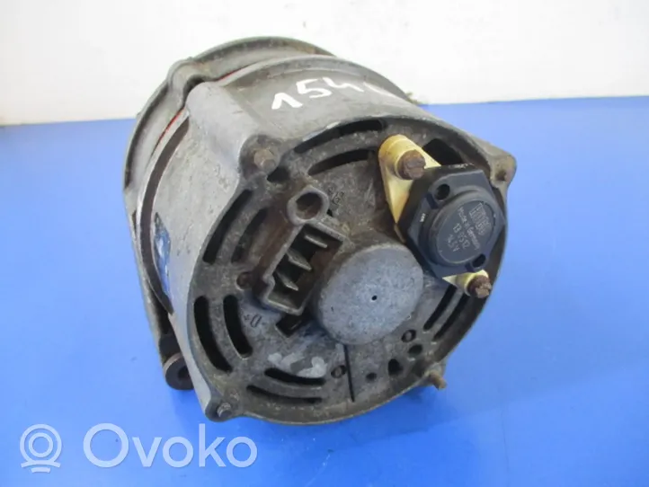 Volkswagen PASSAT B2 Alternator 0120489966