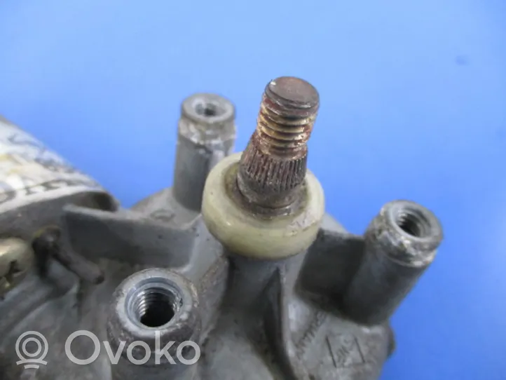 Volvo 740 Mechanizm i silniczek wycieraczek szyby przedniej / czołowej 1342858