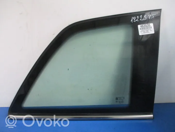 Opel Zafira B Rear side window/glass 