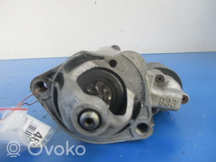 Volkswagen PASSAT B4 Starter motor 058911023B