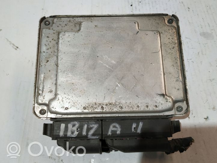 Seat Ibiza II (6k) Variklio valdymo blokas 038906019NE