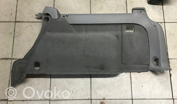 Volkswagen PASSAT B5.5 Rivestimento pannello laterale del bagagliaio/baule 3B9867428