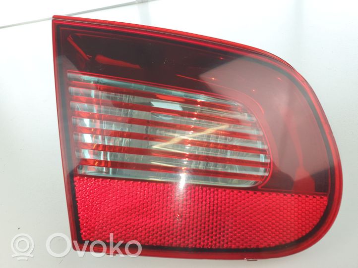 Volkswagen Eos Lampy tylnej klapy bagażnika 