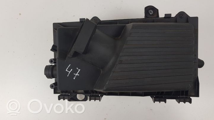 Volkswagen New Beetle Air filter box 