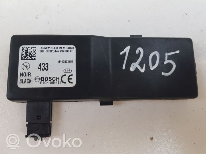 Opel Astra J Door central lock control unit/module 