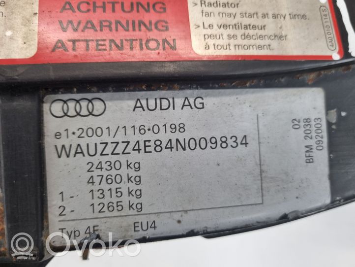 Audi A8 S8 D3 4E Support de radiateur sur cadre face avant 