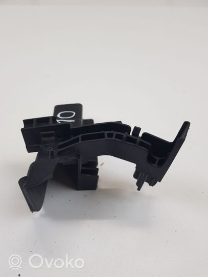 Mercedes-Benz A W176 Support serrure de loquet coffre 