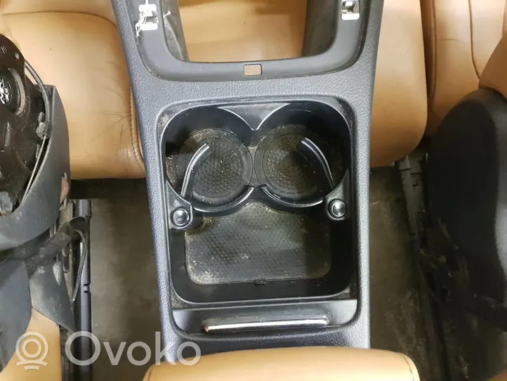 Volkswagen PASSAT B6 Seat set 