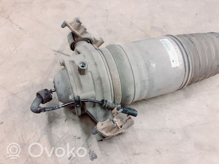 Porsche Cayenne (92A) Ammortizzatore/sospensione pneumatica 7P5616020N