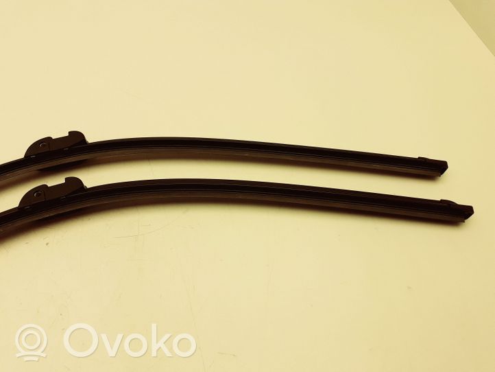 Mercedes-Benz S W221 Headlight wiper blade set A2218200845