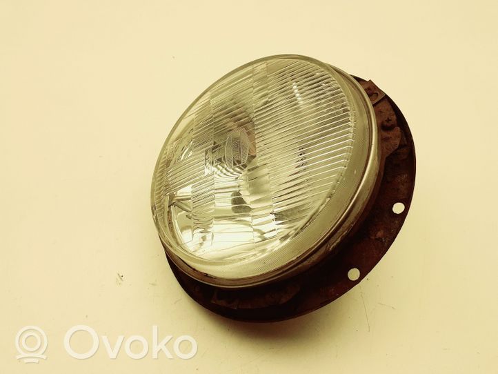 Toyota Land Cruiser (FJ60) Lampa przednia 