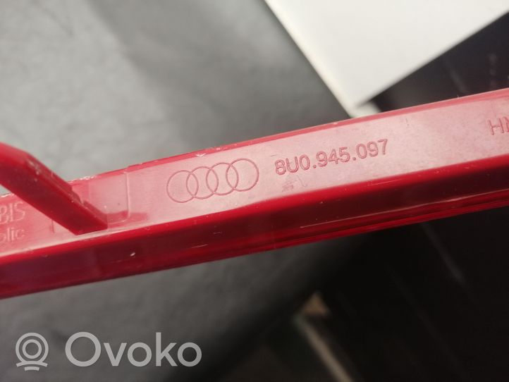 Audi Q3 8U Luce d’arresto centrale/supplementare 8U0945097